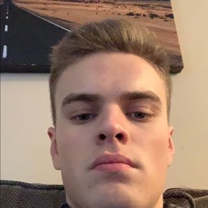 Meet your Posher, Liam